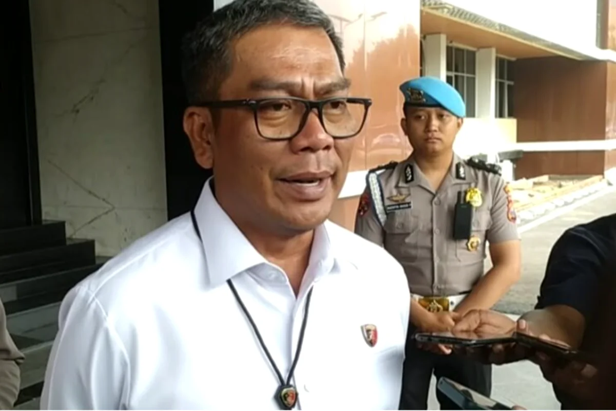 Direktur Dirreskrimum Polda Jawa Timur, Kombes Pol. Roy Hutton Marulamrata Sihombing 